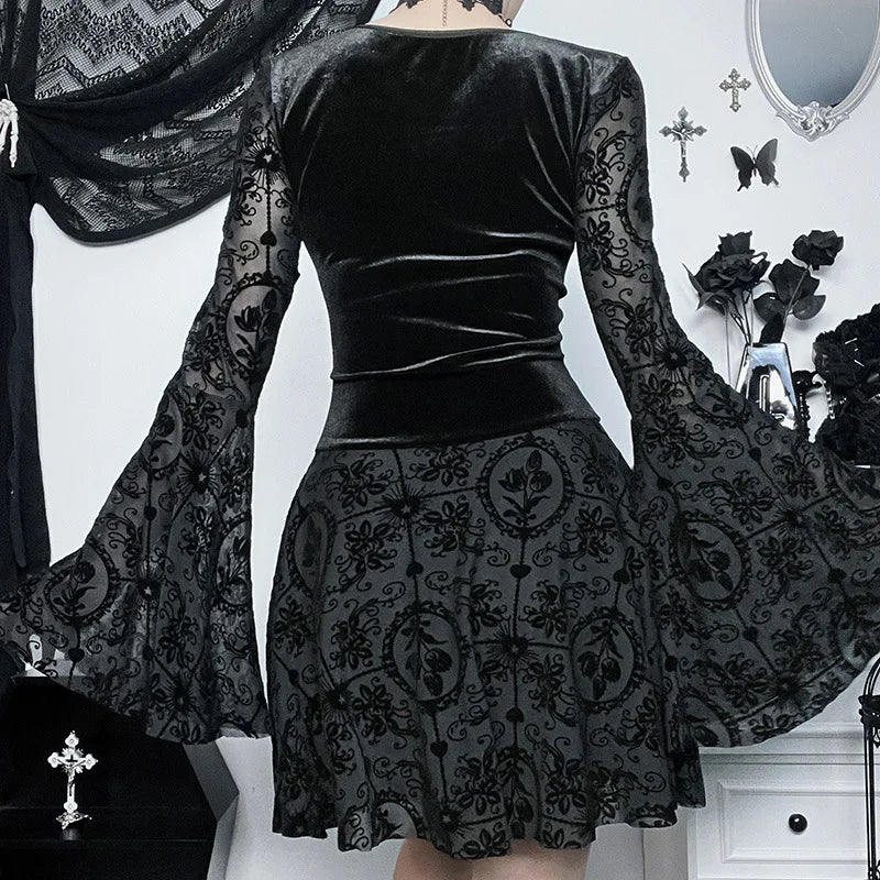 Elegant Vintage Mall Gothic Velvet Dresses 